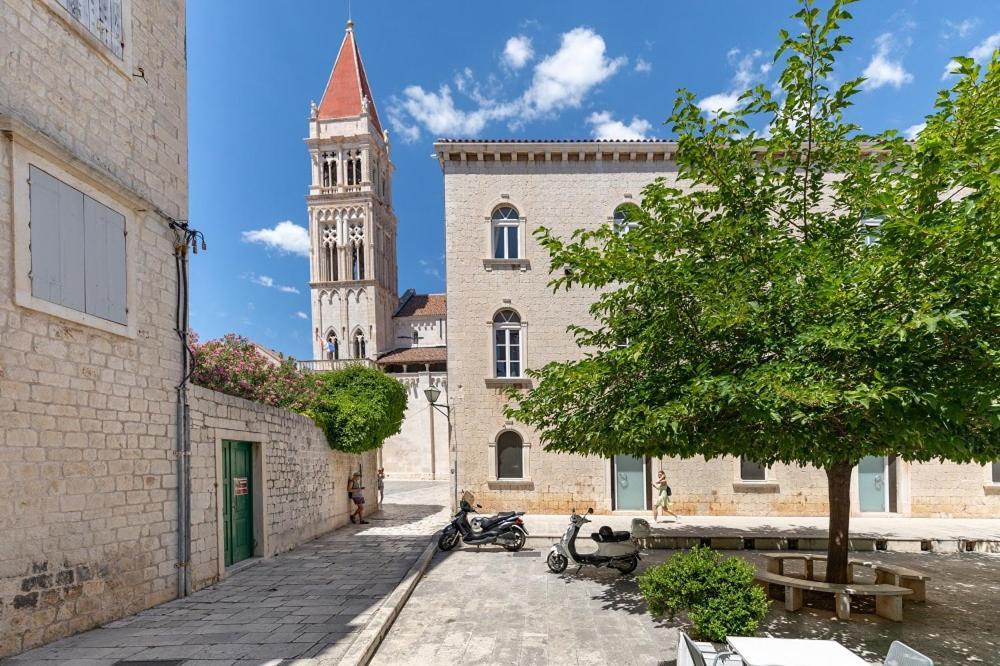 Luxury Apartment Aria Trogir Eksteriør billede